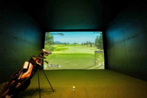 DIY golf simulator with virtual golf course projection and golf bag